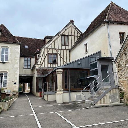 Logis Hotel - Le Relais Saint Vincent Ligny-le-Châtel Exterior foto